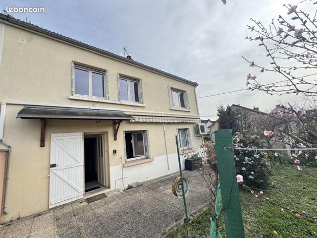 Maison vente à Montluçon