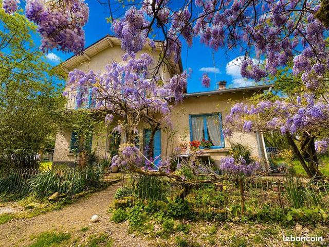 Maison vente à Villefranche-de-Rouergue, Monteils