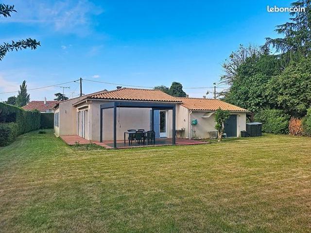 Maison vente à Fontenay-le-Comte, Xanton-chassenon