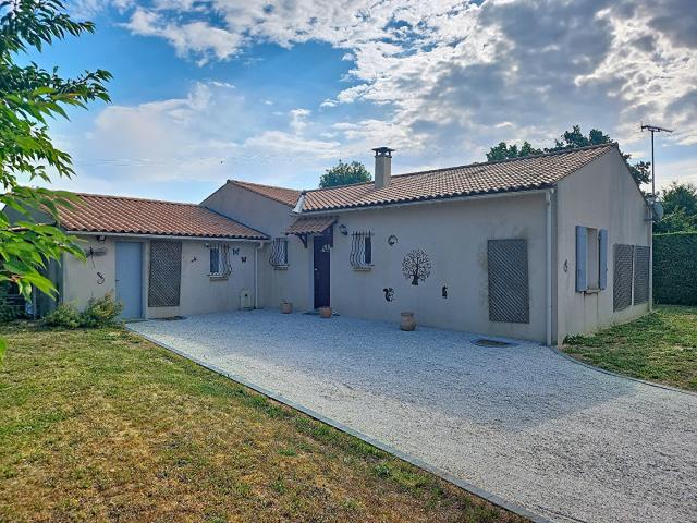 Maison vente à Fontenay-le-Comte, Xanton-chassenon