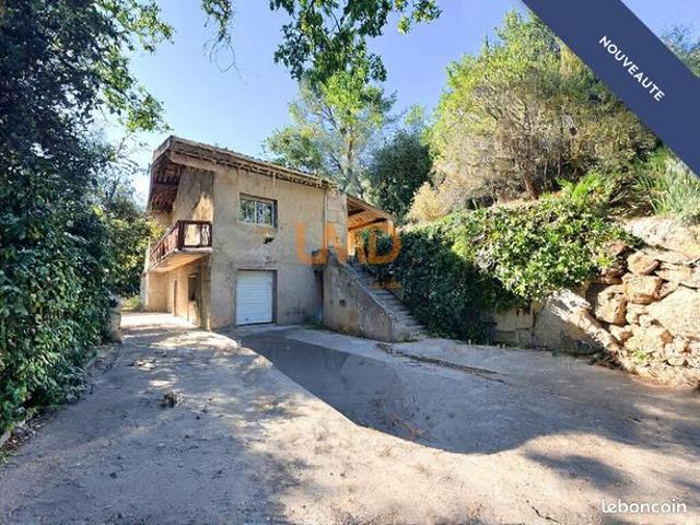 Maison vente à Arrondissement de Draguignan, Callas