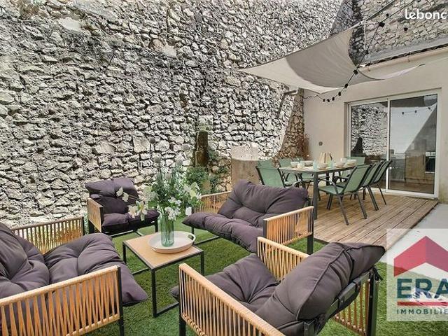 Maison vente à Arles, La Salle Les Alpes