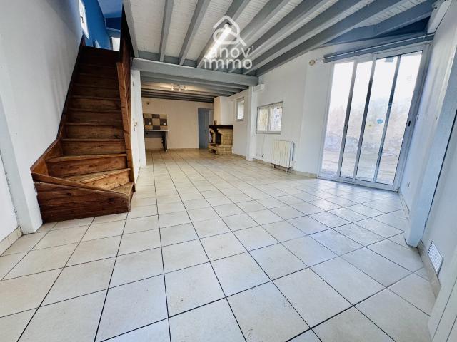 Maison vente à Le Petit Bourgloux, Châteauneuf-sur-Charente