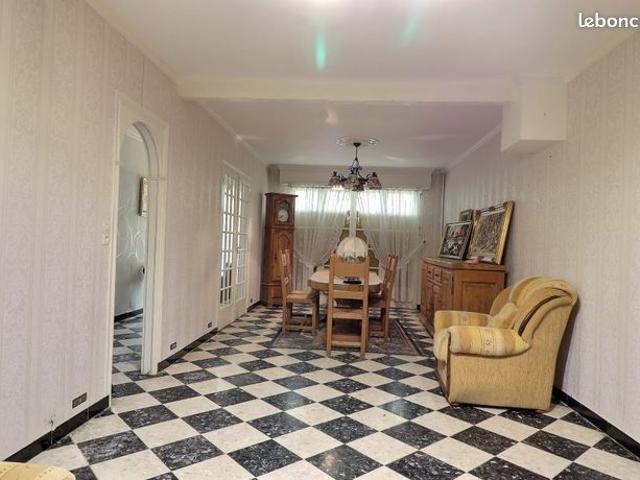 Maison vente à Valenciennes, Bouchain