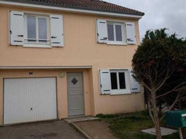 Maison vente à Montluçon, Vallon-en-sully