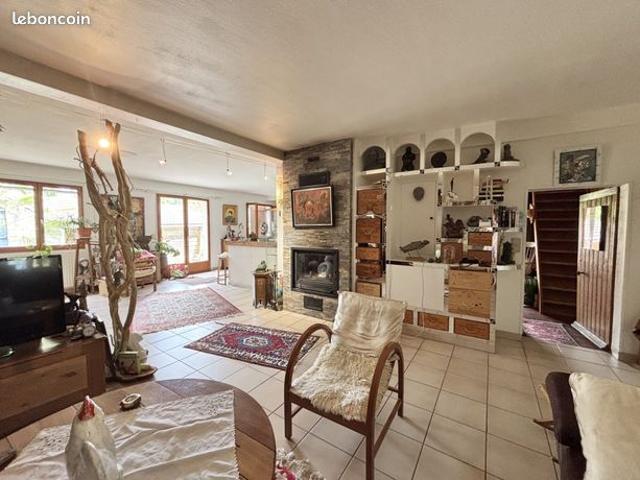 Maison vente à Fontainebleau, Nanteau-sur-essonne