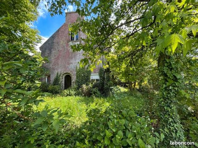 Maison vente à Saint-Hernin, Finistère