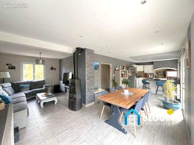 Maison vente à Confolens, Ligné