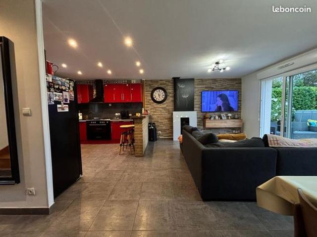 Maison vente à Dreux, Favières