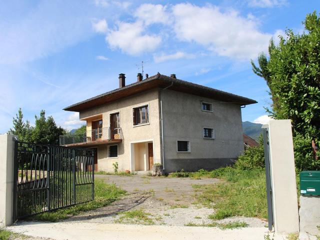 Maison vente à Burdet, Challes-les-Eaux