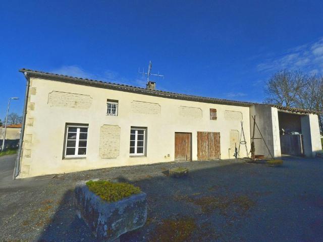 Maison vente à Saintes, Semussac