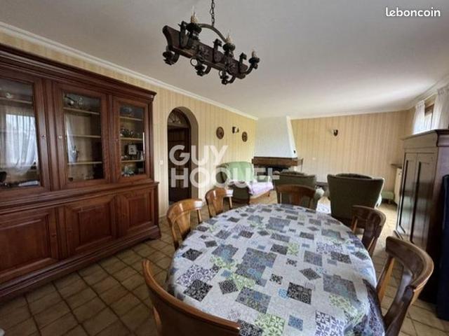 Maison vente à Épernay, Bannes
