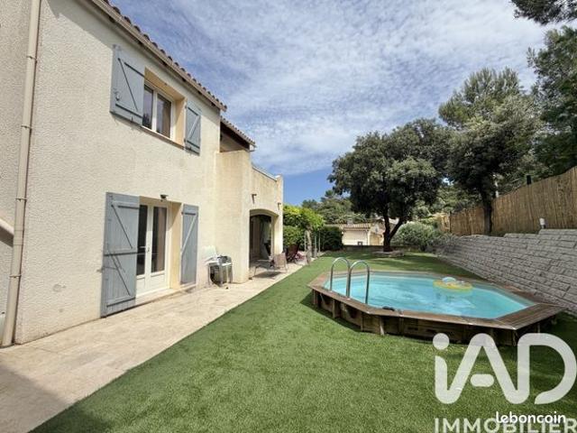 Maison vente à Nîmes, Comps