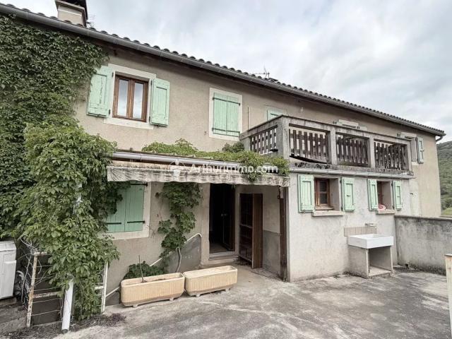 Maison vente à Millau, Castelnau-pégayrols