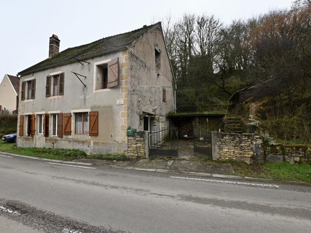 Maison vente à Avallon, Chamoux