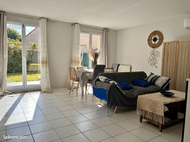 Maison vente à Melun, Savigny-le-temple