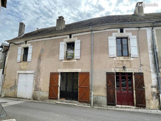 Maison vente à Nontron, Coulaures