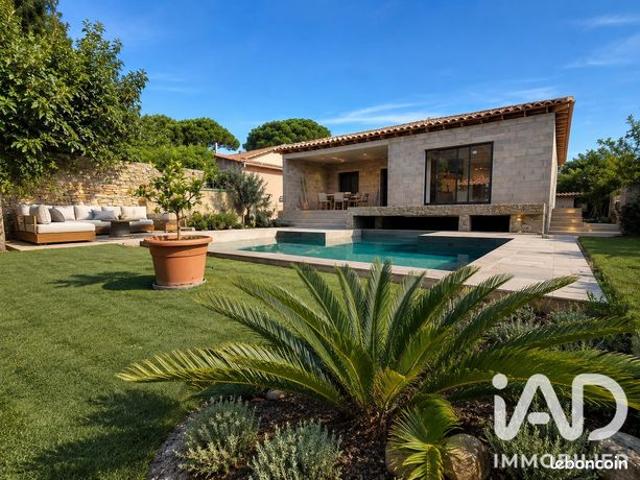 Maison vente à Nîmes, Tresques