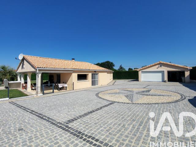 Maison vente à Confolens, Nieuil