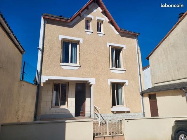 Maison vente à Parthenay, Airvault