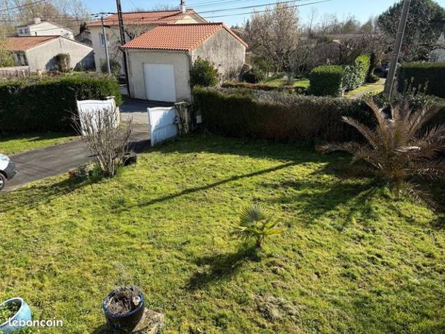 Maison vente à Montmorillon, Nouvelle-Aquitaine