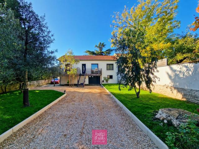 Maison vente à Nîmes, Puech du Teil