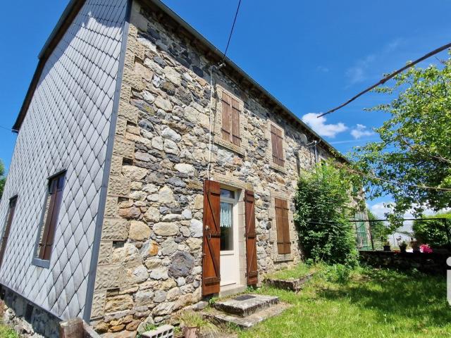 Maison vente à Chevadys, Saint-Genès-Champespe