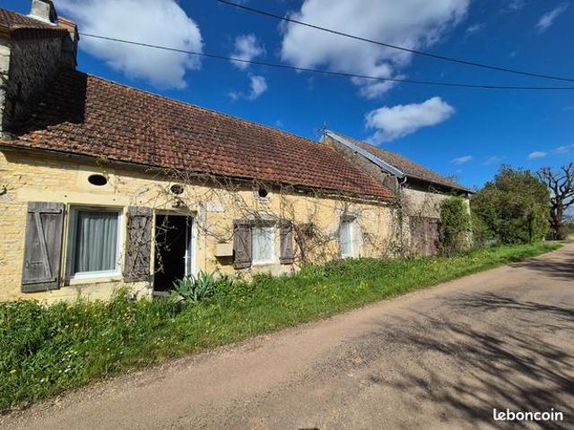 Maison vente à Auxerre, Sougères-en-puisaye
