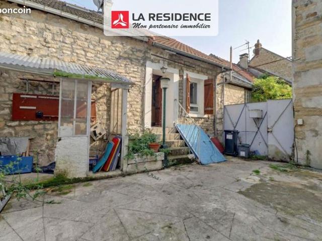 Maison vente à Pontoise, Neuville-sur-oise