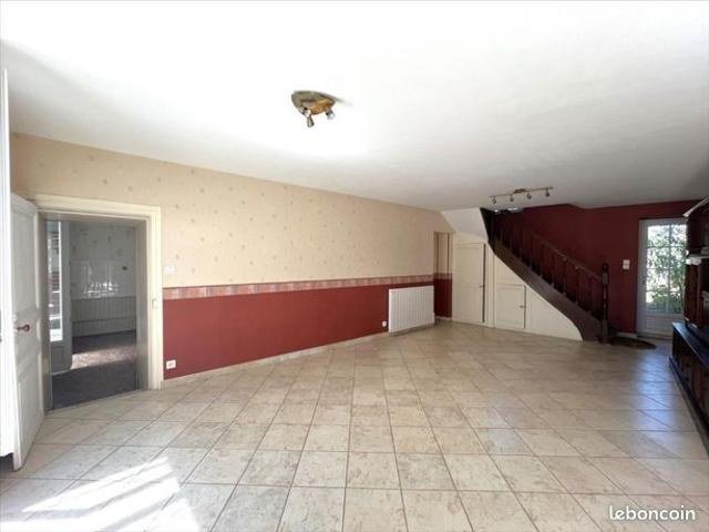 Maison vente à Vitry-le-François, Marolles