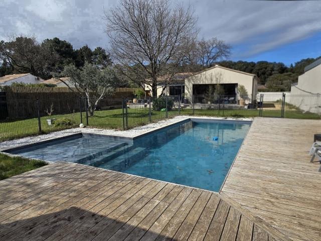 Maison vente à Carpentras, Mornas