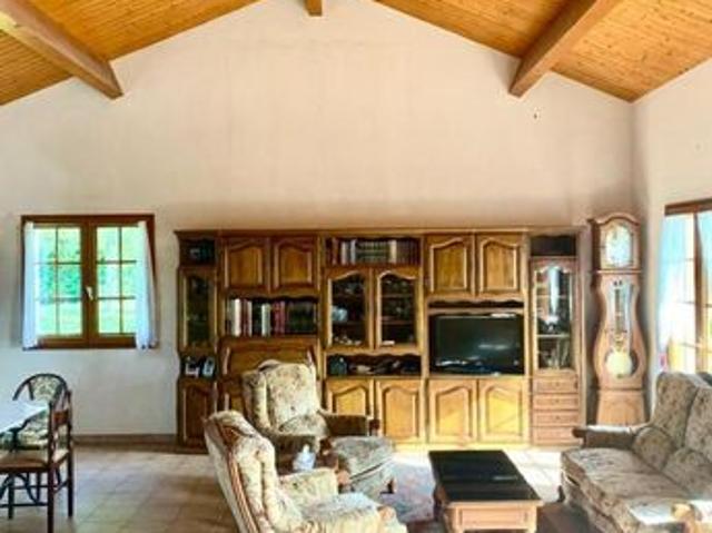 Maison vente à Louhans-Châteaurenaud, La Genête