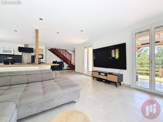 Maison vente à Brive-la-Gaillarde, Jugeals-nazareth
