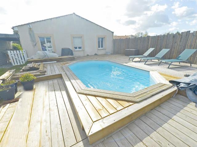 Maison vente à Saintes, Cozes