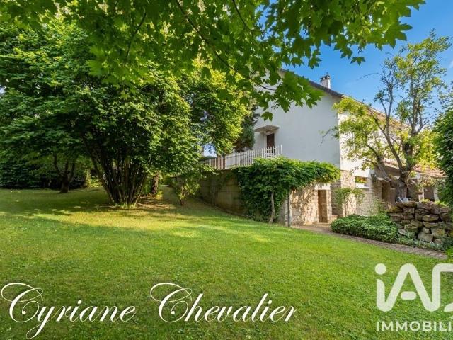 Maison vente à Saint-Germain-en-Laye, Maule