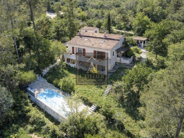 Maison vente à Arrondissement de Toulon, Solliès-toucas