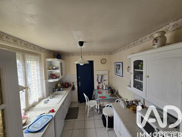 Maison vente à La Flèche, Montreuil-le-henri
