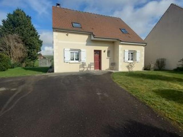 Maison vente à Compiègne, Monchy-humières