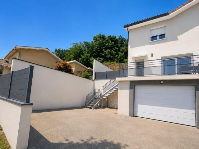 Maison vente à Le Village, Chanas
