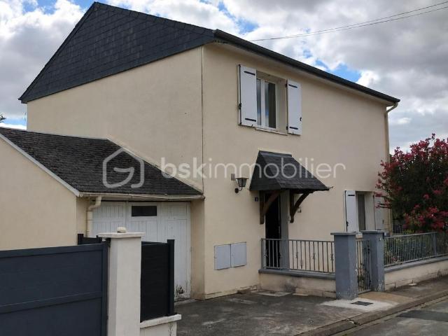 Maison vente à Loches, Nazelles-négron
