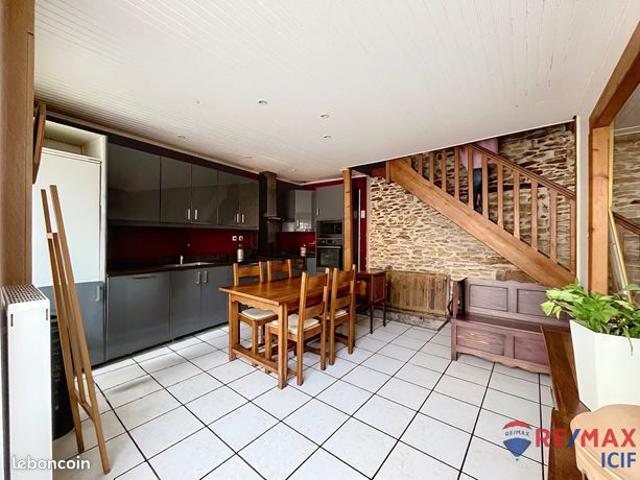 Maison vente à La Tour-du-Pin, Saint-alban-de-roche
