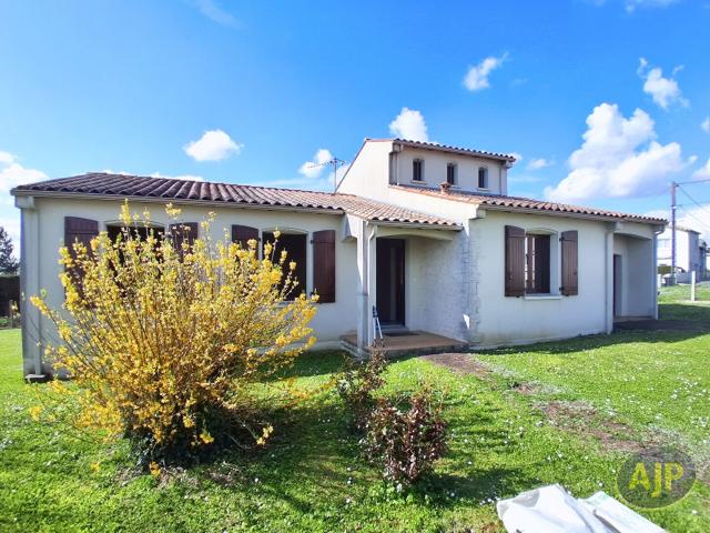Maison vente à Saintes