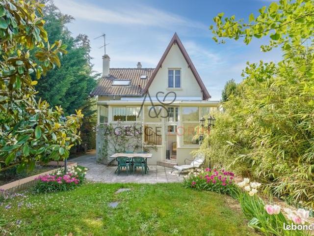 Maison vente à Saint-Germain-en-Laye, Le Vésinet