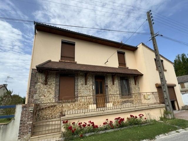 Maison vente à Épernay, Bannes