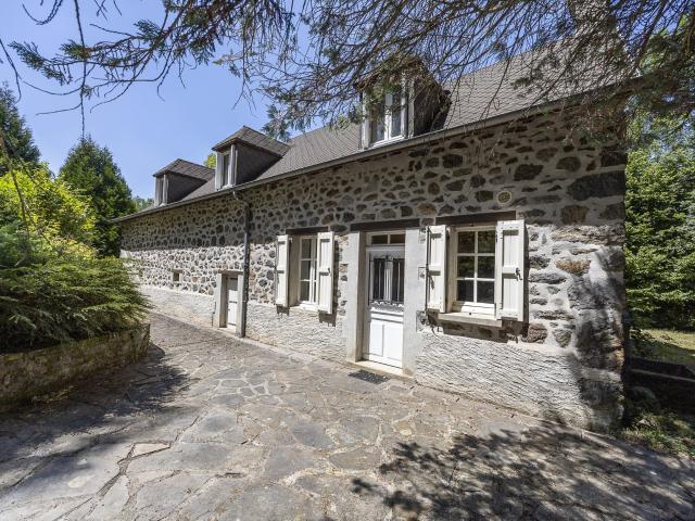 Maison vente à Mauriac, Auvergne-Rhône-Alpes