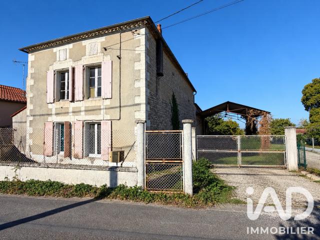 Maison vente à Nitrat, Saint-Amant-de-Boixe