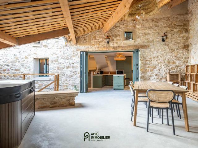 Maison vente à Nîmes, Uzès