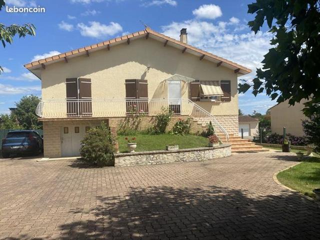 Maison vente à Confolens, Chasseneuil-sur-bonnieure