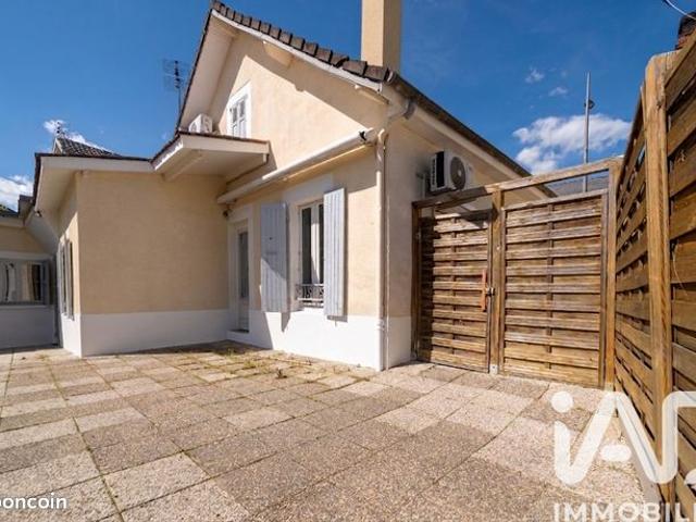 Maison vente à Sarlat-la-Canéda, Le Lardin-saint-lazare