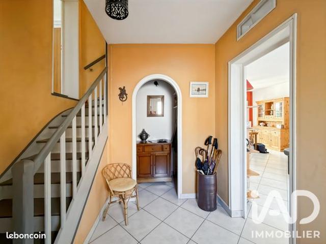 Maison vente à Melun, Combs-la-ville